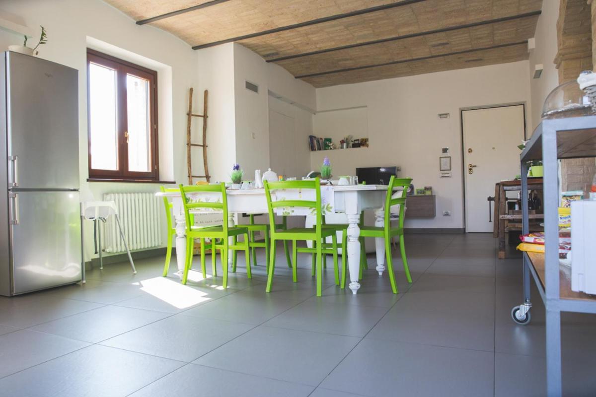 Bed And Breakfast Aratro & Rosmarino Civitanova Marche Exterior photo